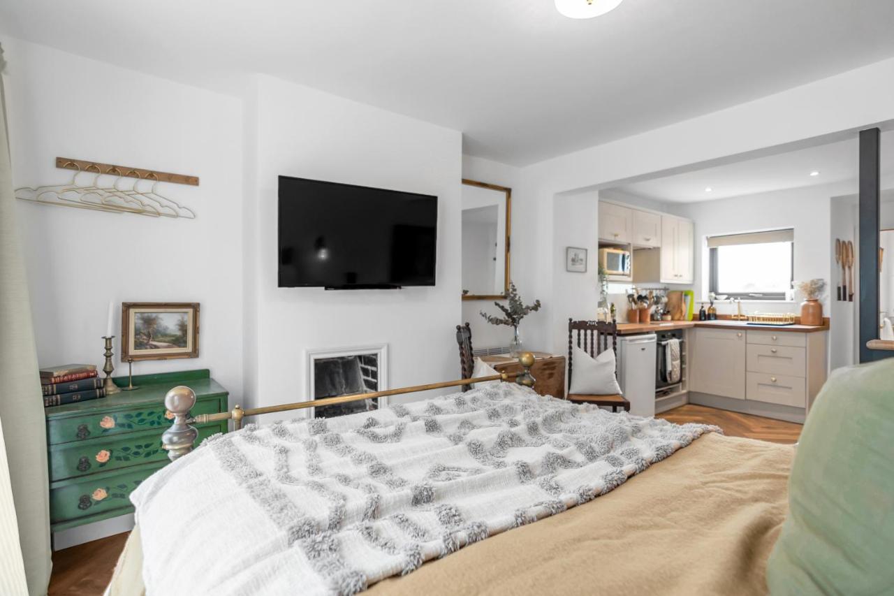1br Magdalen Rest Full Kitchen Free Parking Apartment
